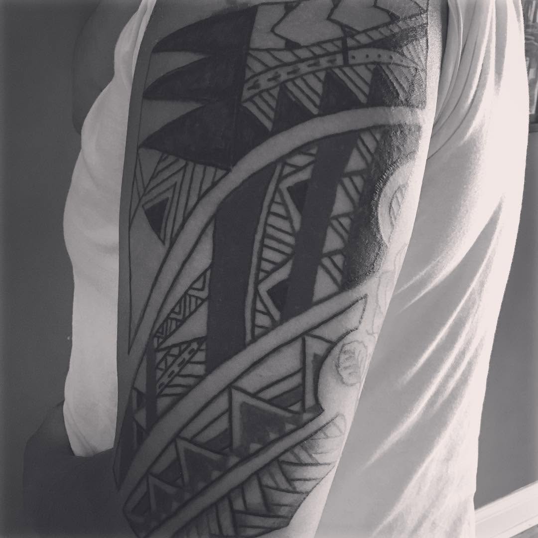 Tattoo by @discreetlyink — blackwork, geometric