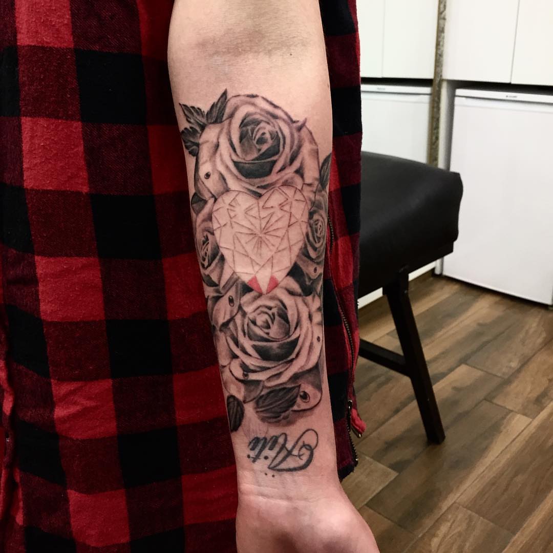 Tattoo by @ozzyblacklinetattoo — black_and_grey, geometric