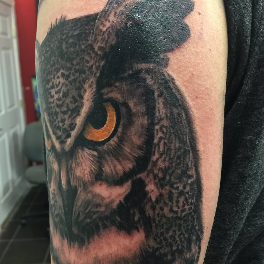 Owl realism tattoo on the forearm by Jason L.