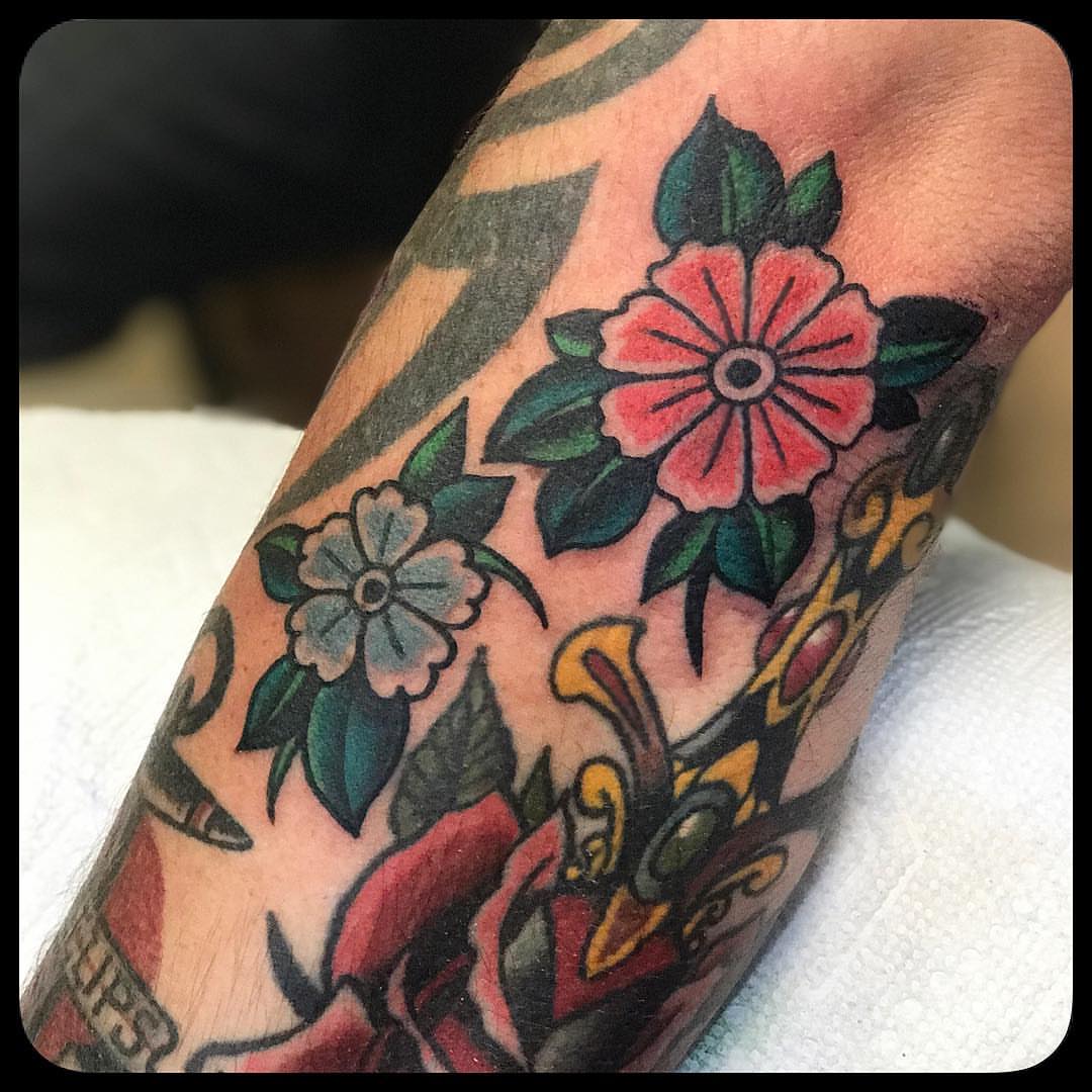 Tattoo by @frankphoenix — american_traditional