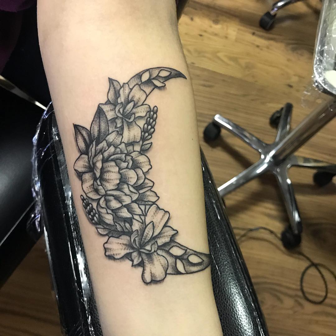 Tattoo by @jaredtattoo — black_and_grey