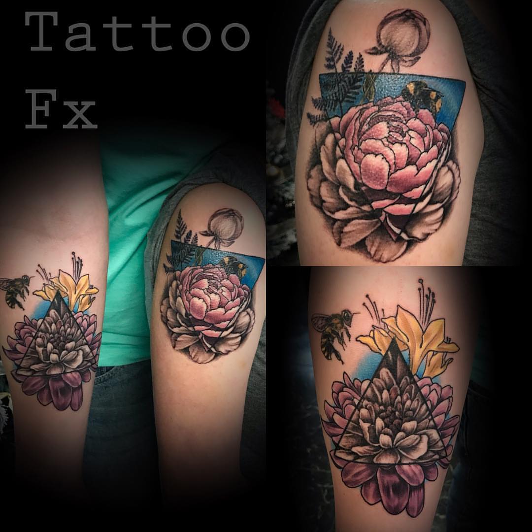 Peony and flowers neo-traditional tattoo on the upper arm by GABRIELExTATTOOS