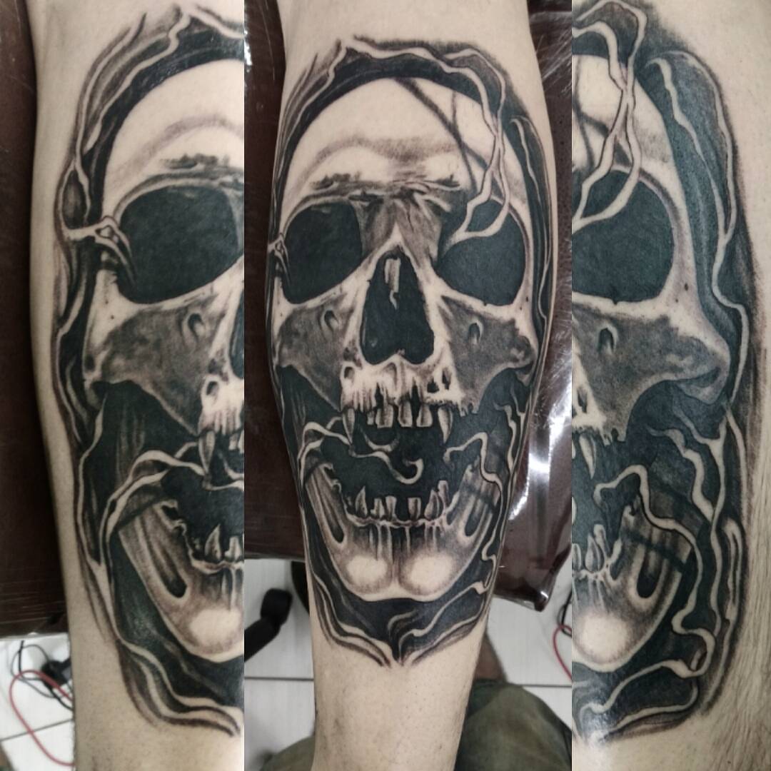 Tattoo by @markink__ β black_and_grey, realism