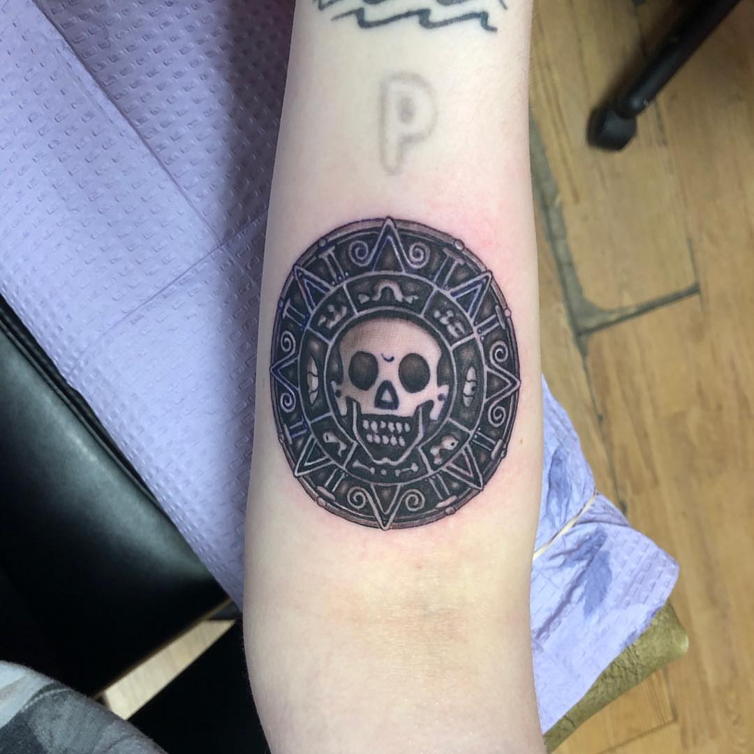 Tattoo by @ostattoo — black_and_grey