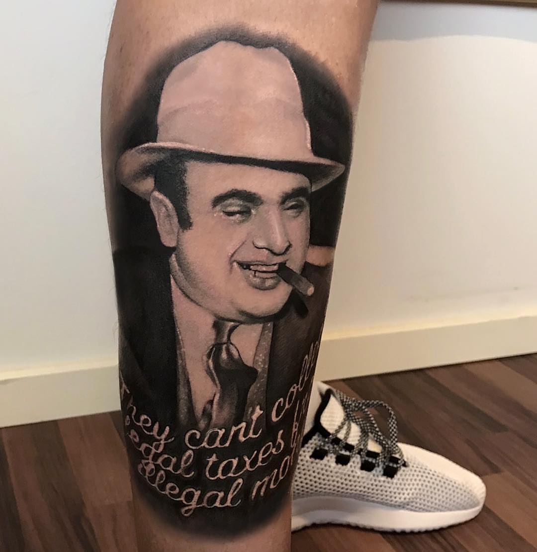 Gangster with cigar realism tattoo on the leg by Aren