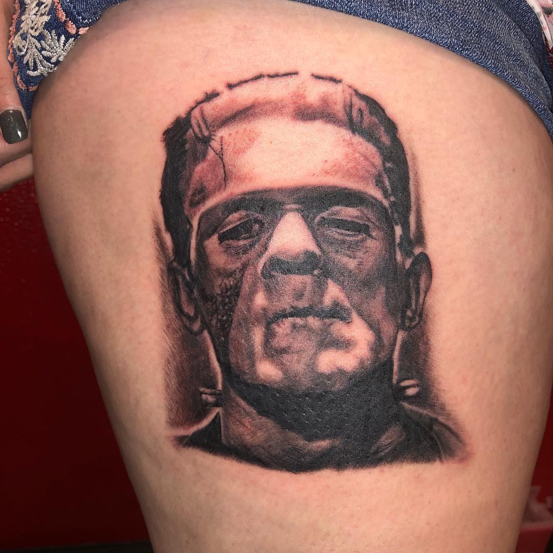 Tattoo by @ostattoo — realism