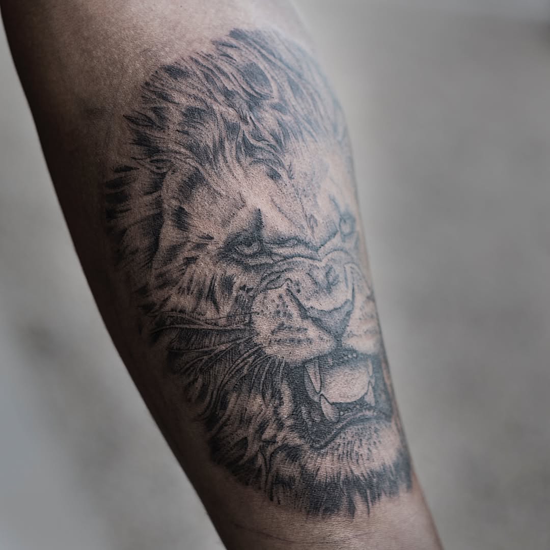 Tattoo by @luismarrufotattoo — realism, black_and_grey