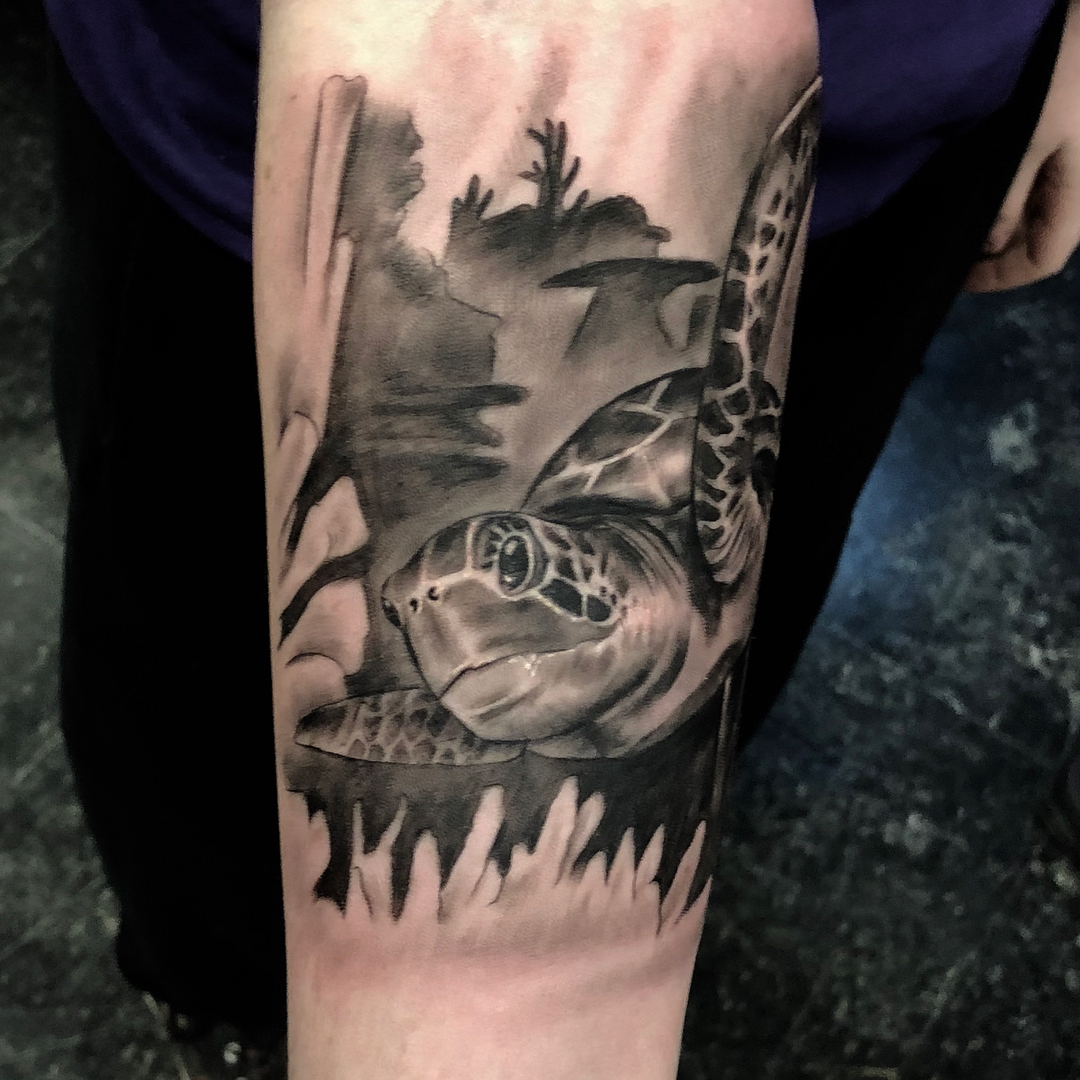 Sea turtle realism tattoo on the forearm by Aaron Watson