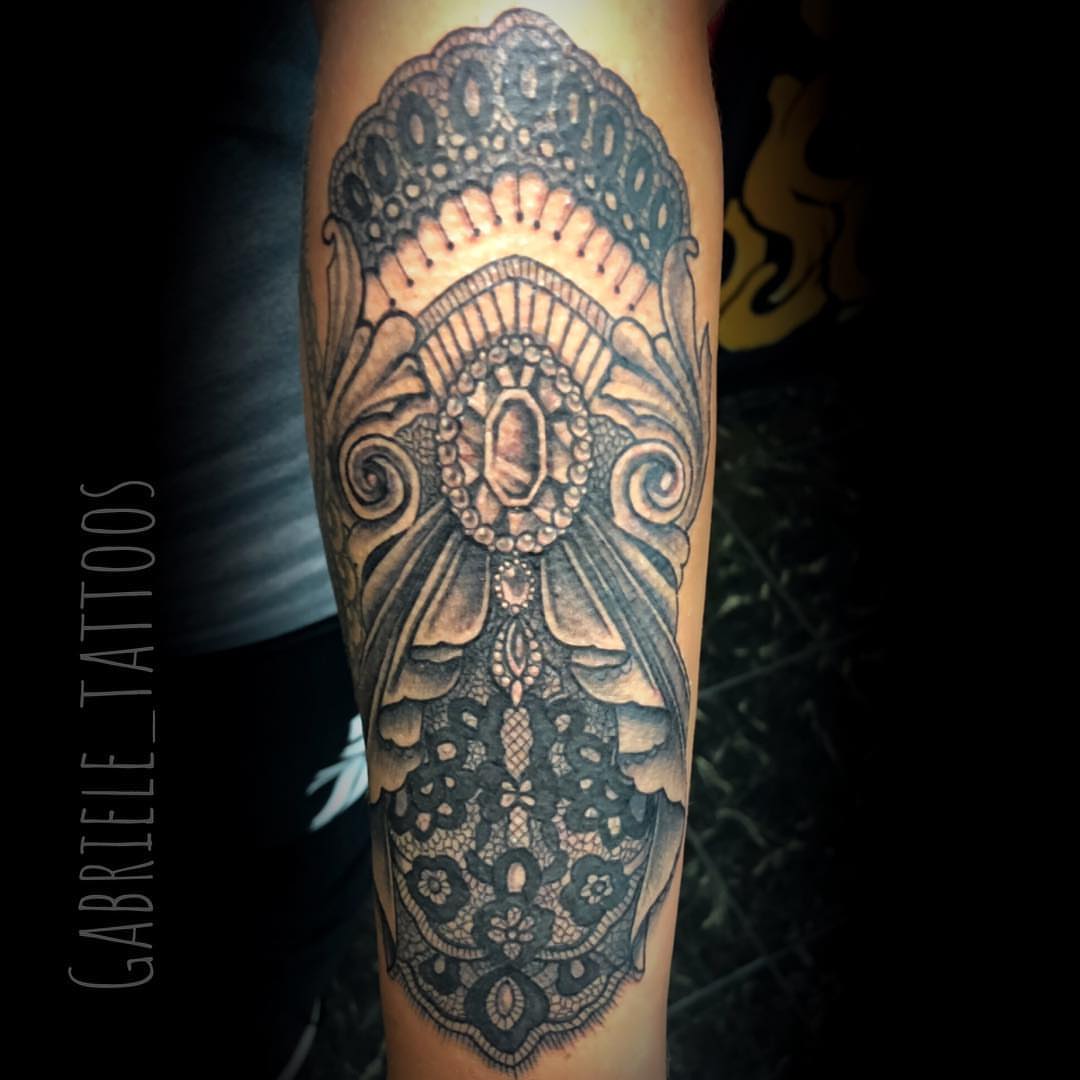 Mandala ornamental tattoo on the forearm by GABRIELExTATTOOS