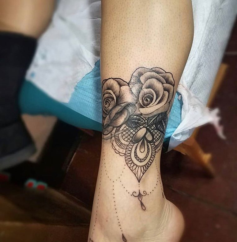 Roses and mandala geometric tattoo on the foot by Felix 🔸 Chesto (Tattooers)