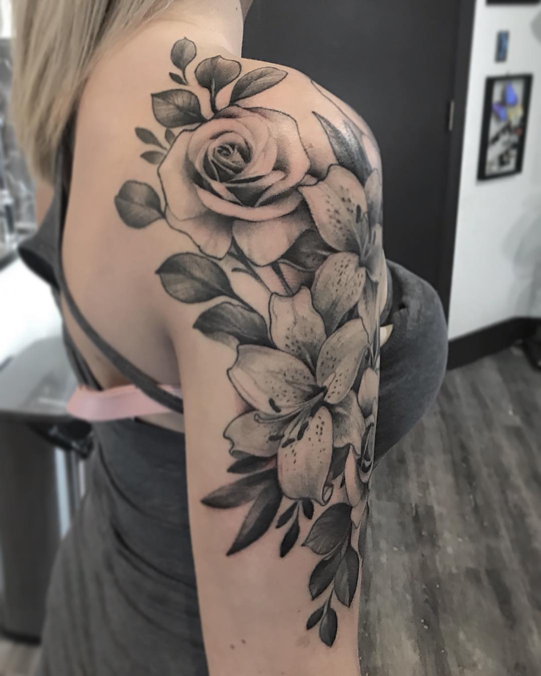 Tattoo by @missautumndancer — black_and_grey