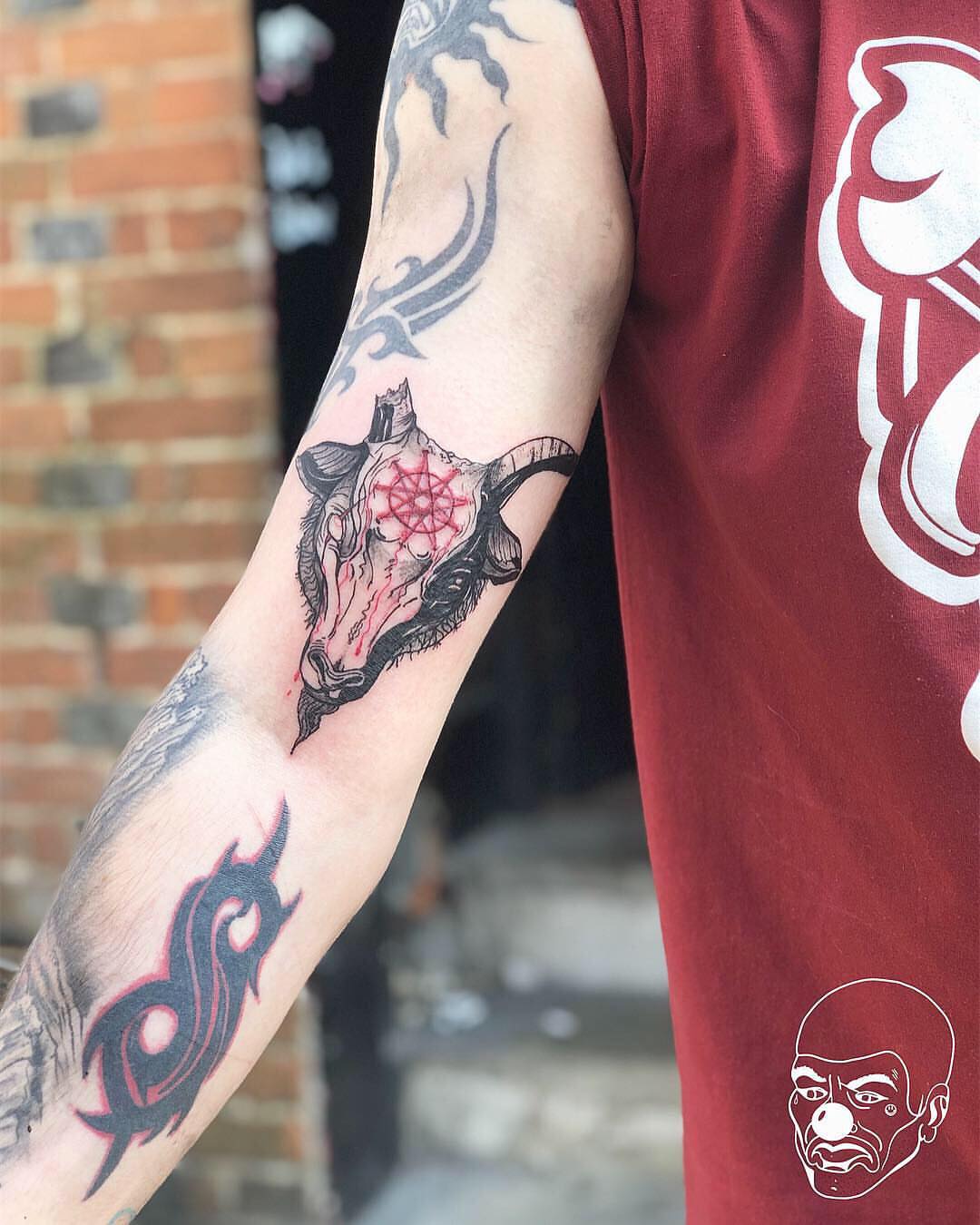 Bull skull dark realism tattoo on the forearm by πππ πππππππ