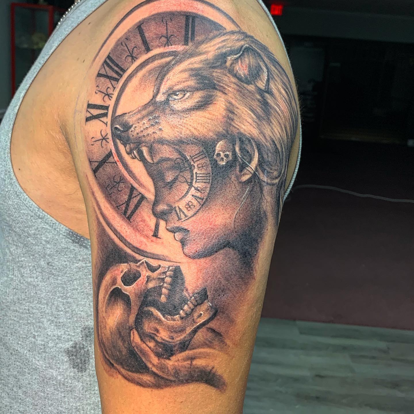 Tattoo by @tattootre — realism, dark_realism