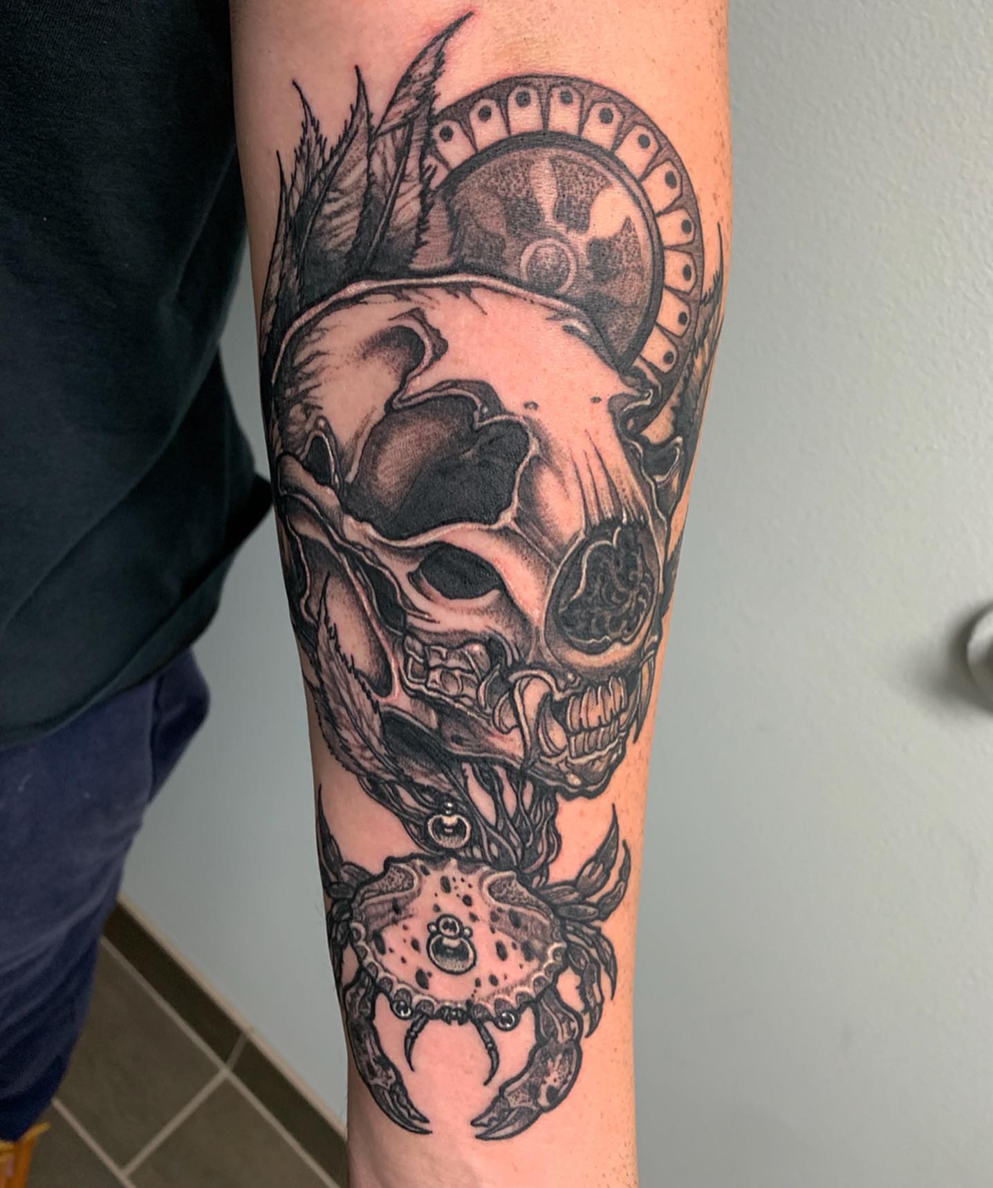 Tattoo by @fabianbaigueratattoo — black_and_grey, realism