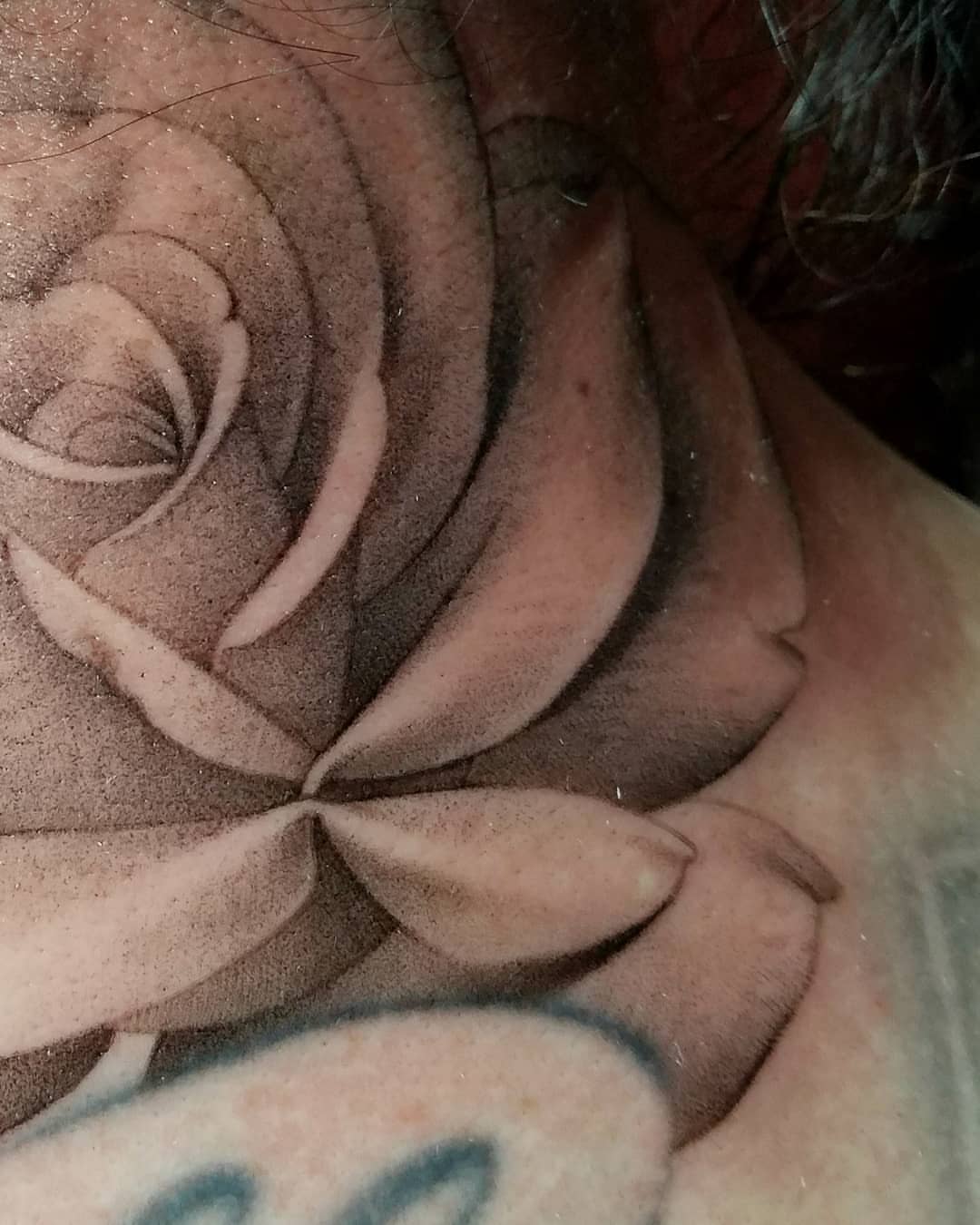 Rose black and grey tattoo on the neck by @jaclyngreb