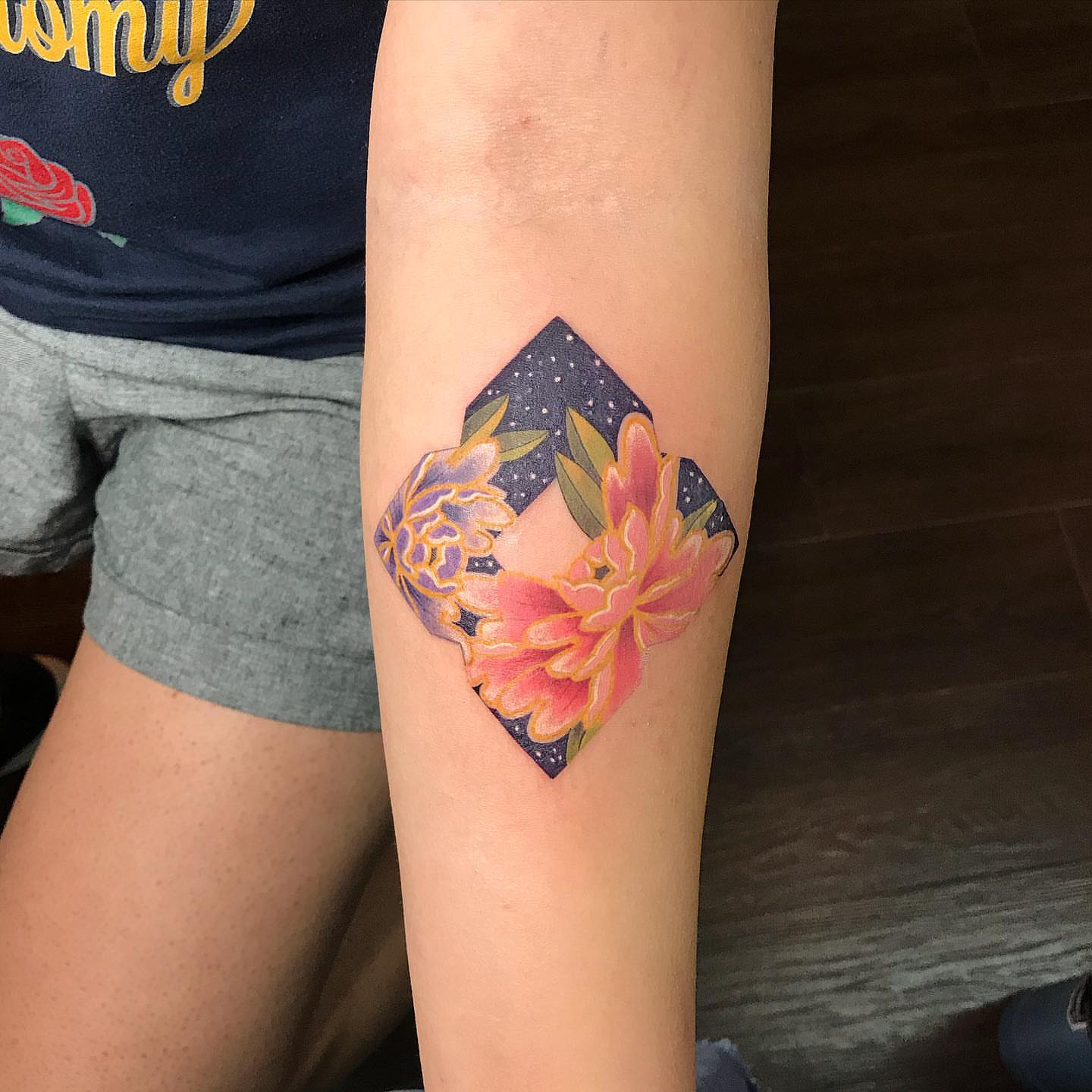 Tattoo by @jenna_tattoo — dotwork, geometric