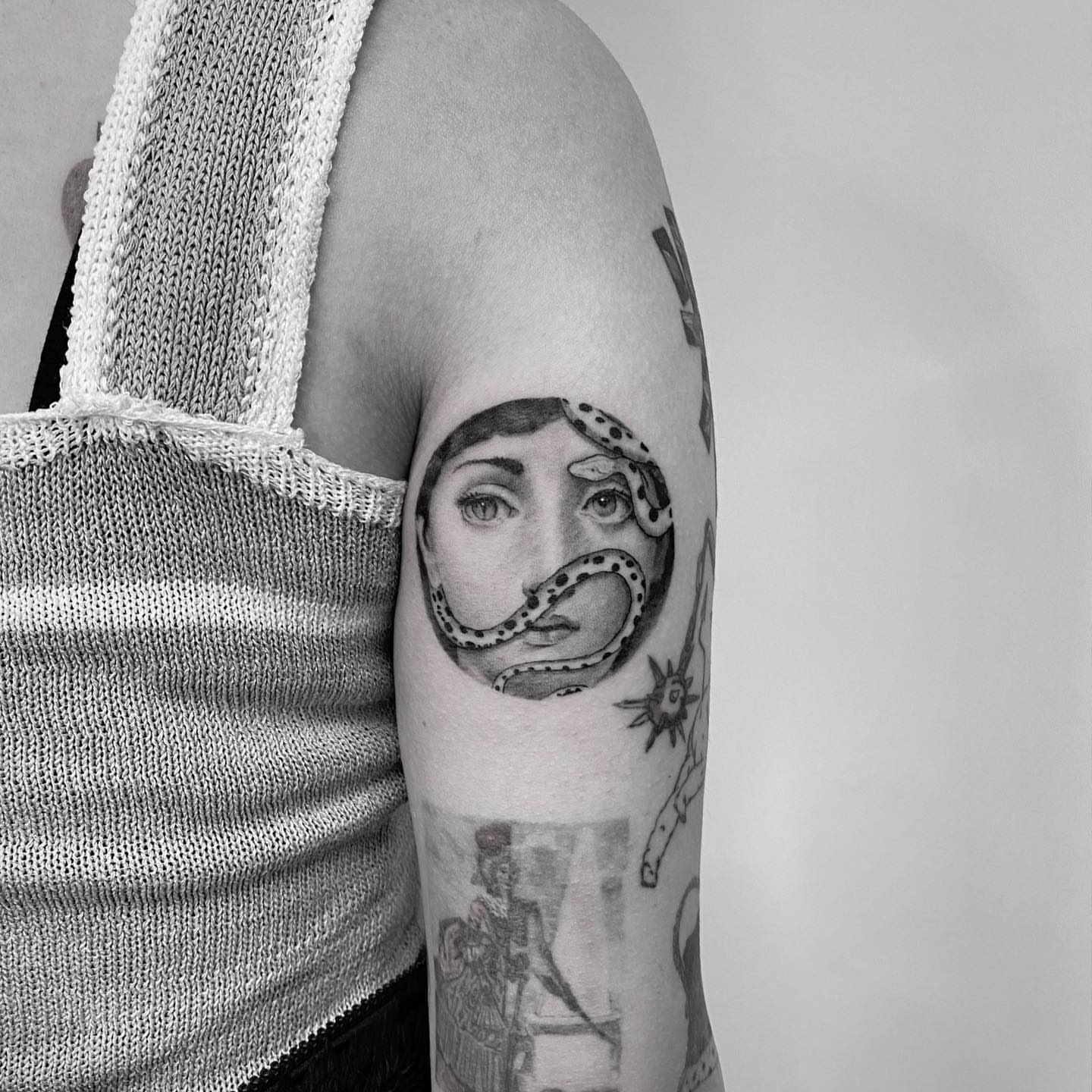 Tattoo by @digo_tattooer — black_and_grey, realism