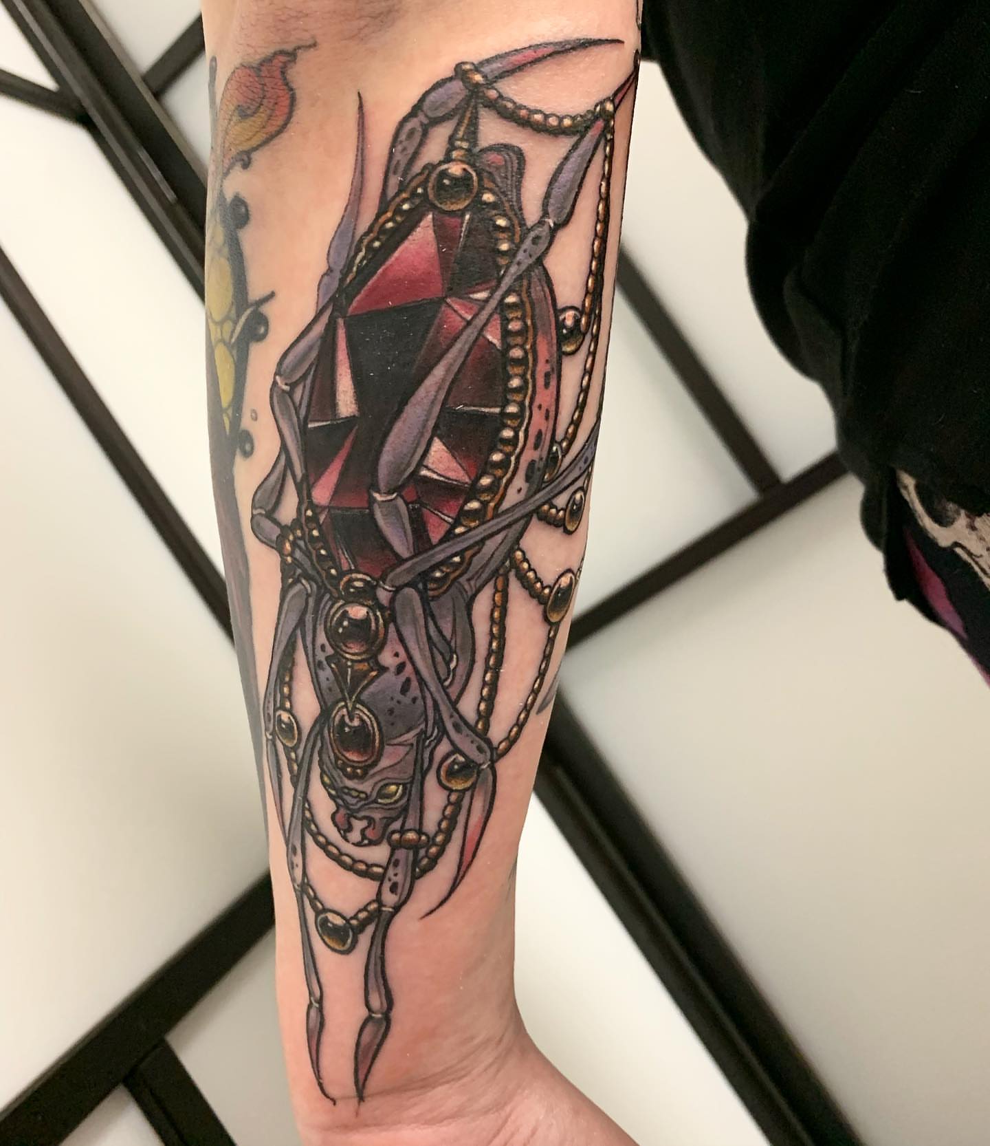 Tattoo by @fabianbaigueratattoo — geometric, black_and_grey