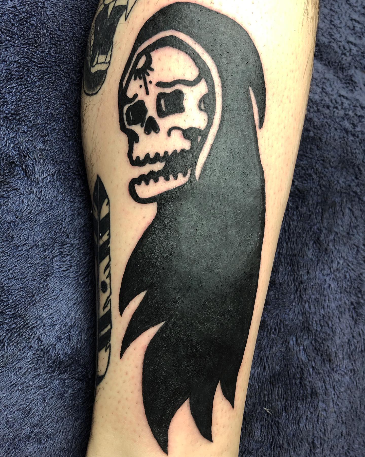 Skull black and grey tattoo on the forearm by Tattoo Artist ⚔️ San Diego, CA
