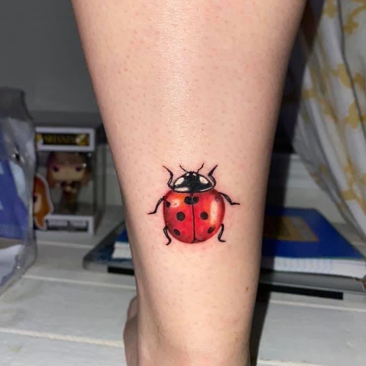 Tattoo by @ostattoo — realism