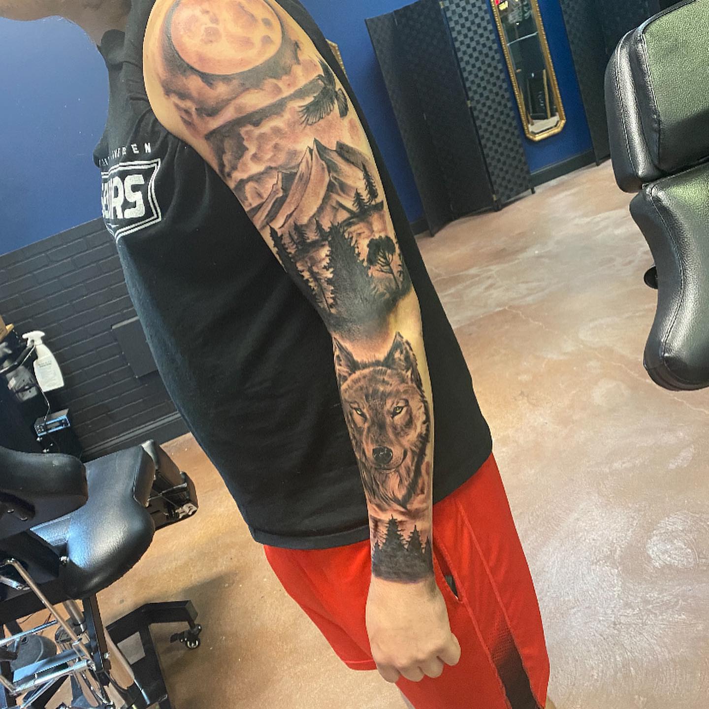 Wolf realism tattoo on the forearm by Mikeyftsk2