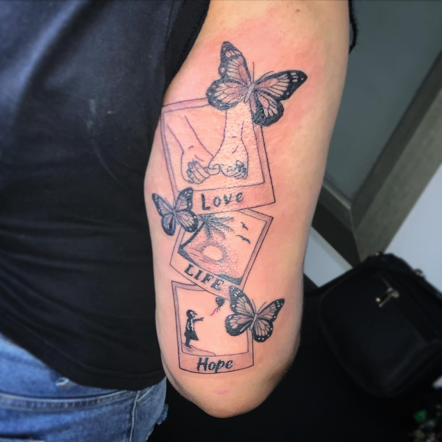 Tattoo by @mrcurlytattoo — black_and_grey
