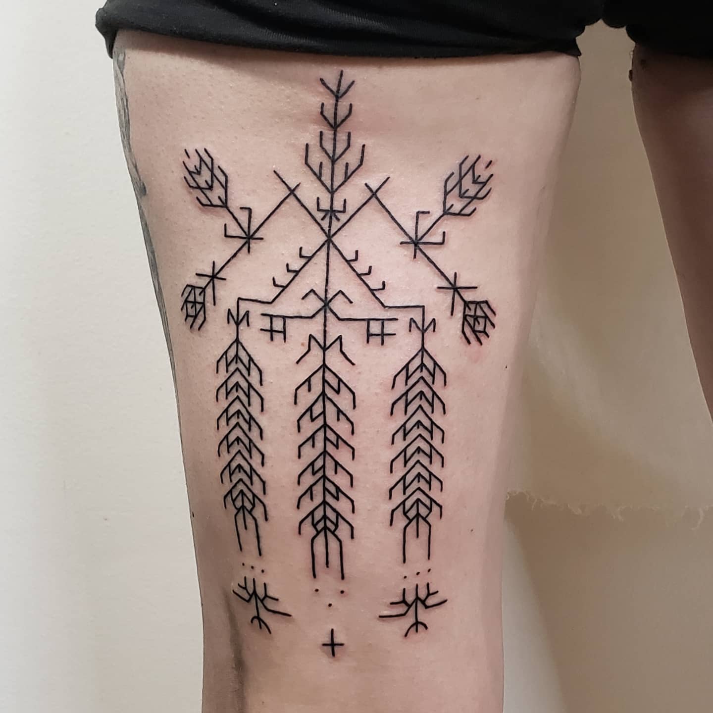 Tattoo by @amandagrimatattoo — geometric