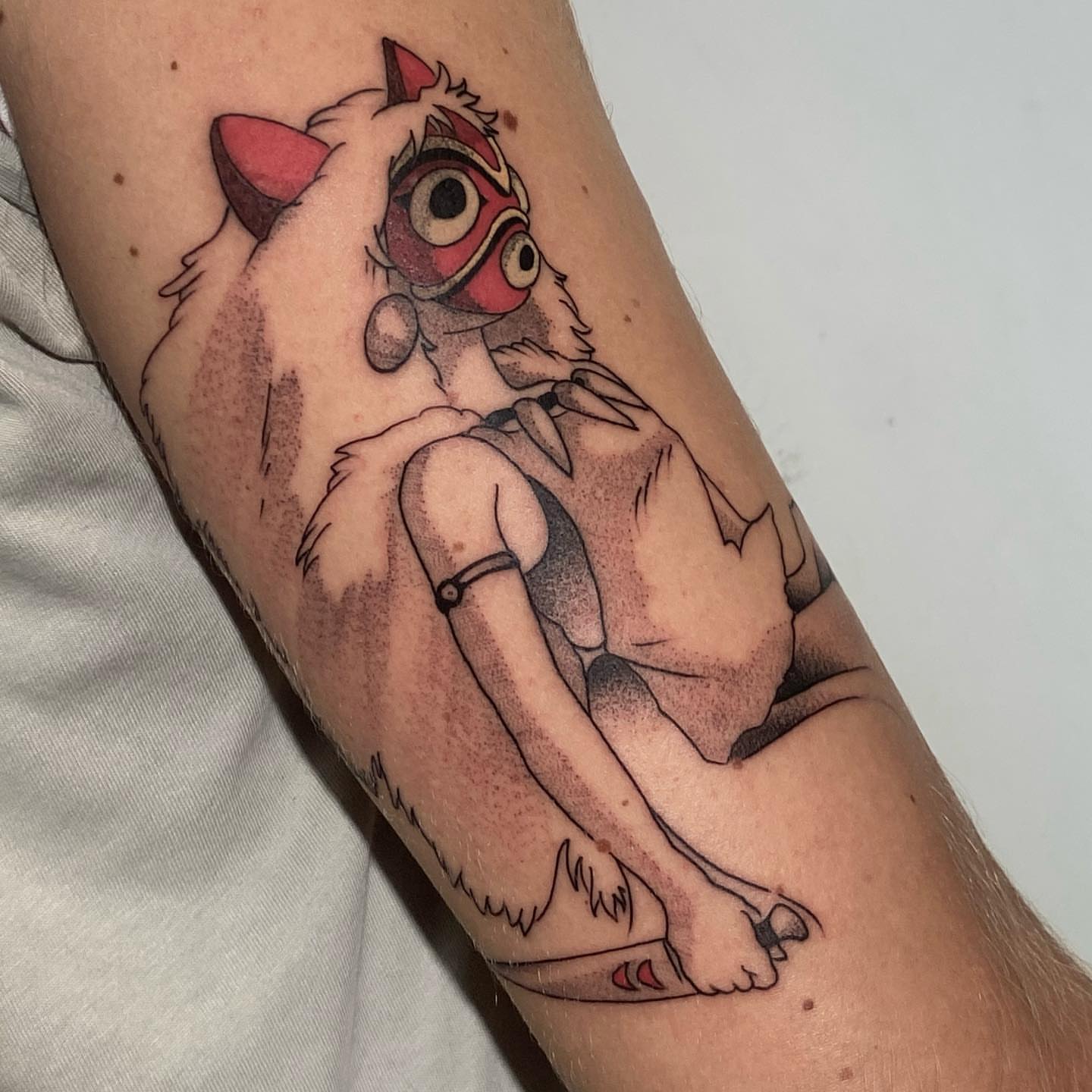 Tattoo by @mat_avo โ dotwork