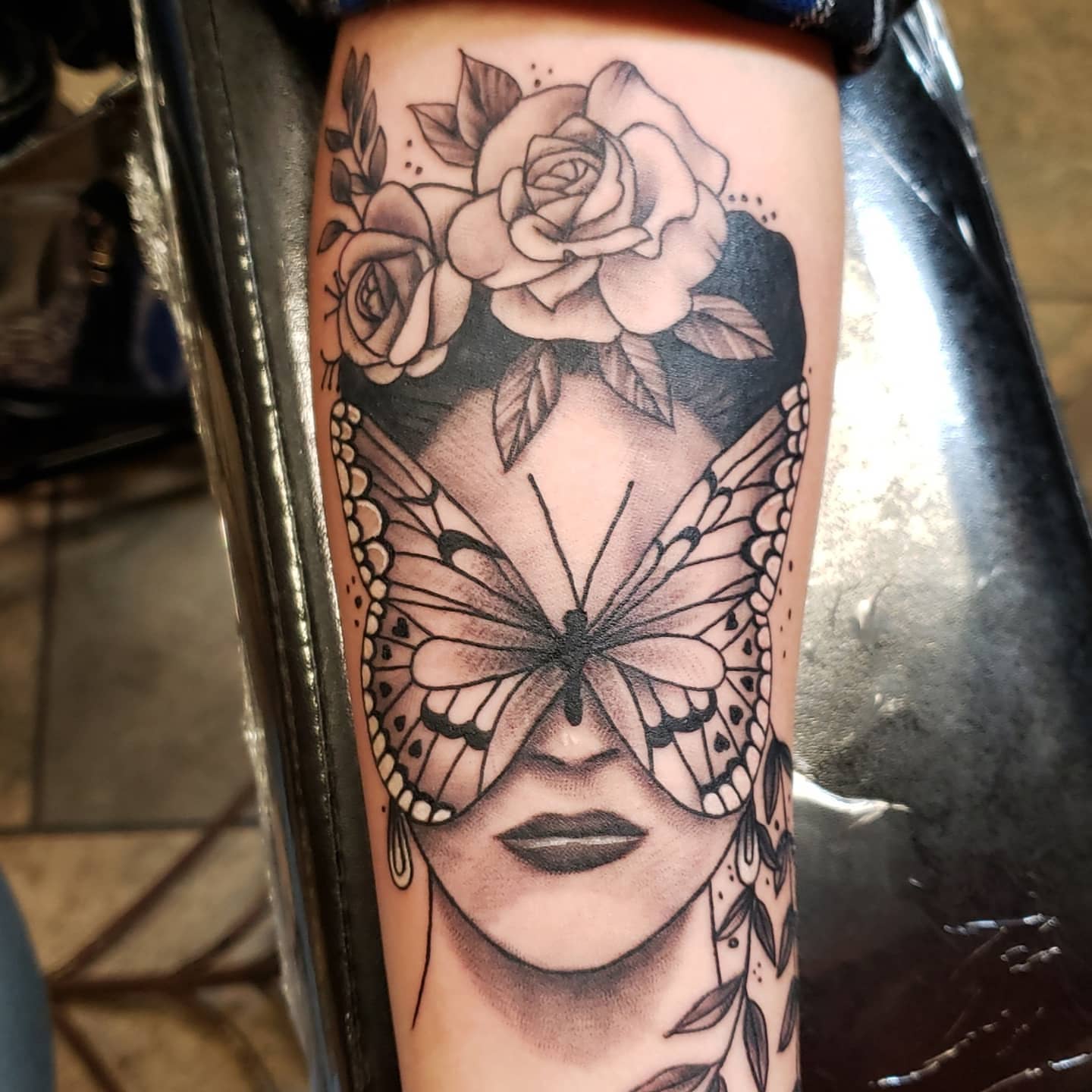 Tattoo by @7jynx13 — black_and_grey, realism