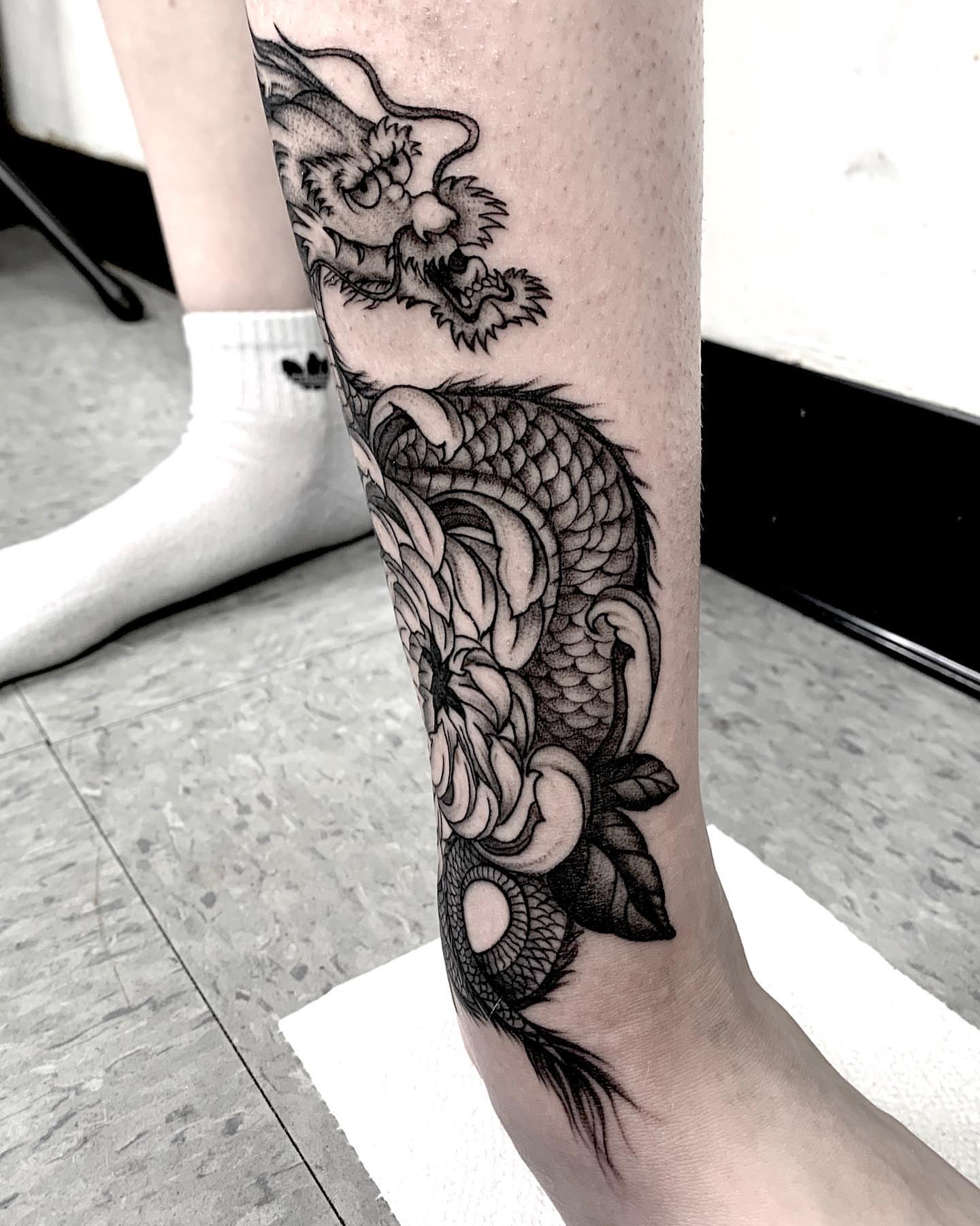 Dragon japanese irezumi tattoo on the forearm by Chelsea Darling