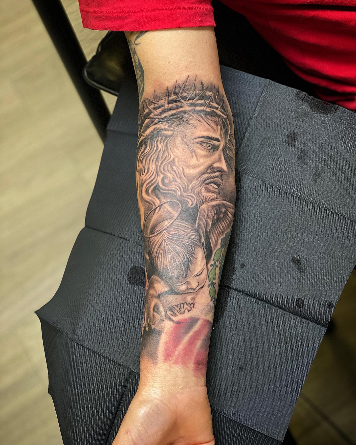 Tattoo by @allbluehundreds — realism, black_and_grey