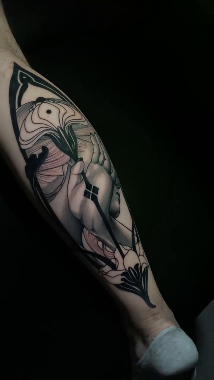 Tattoo by @danielsbauti — black_and_grey, ornamental