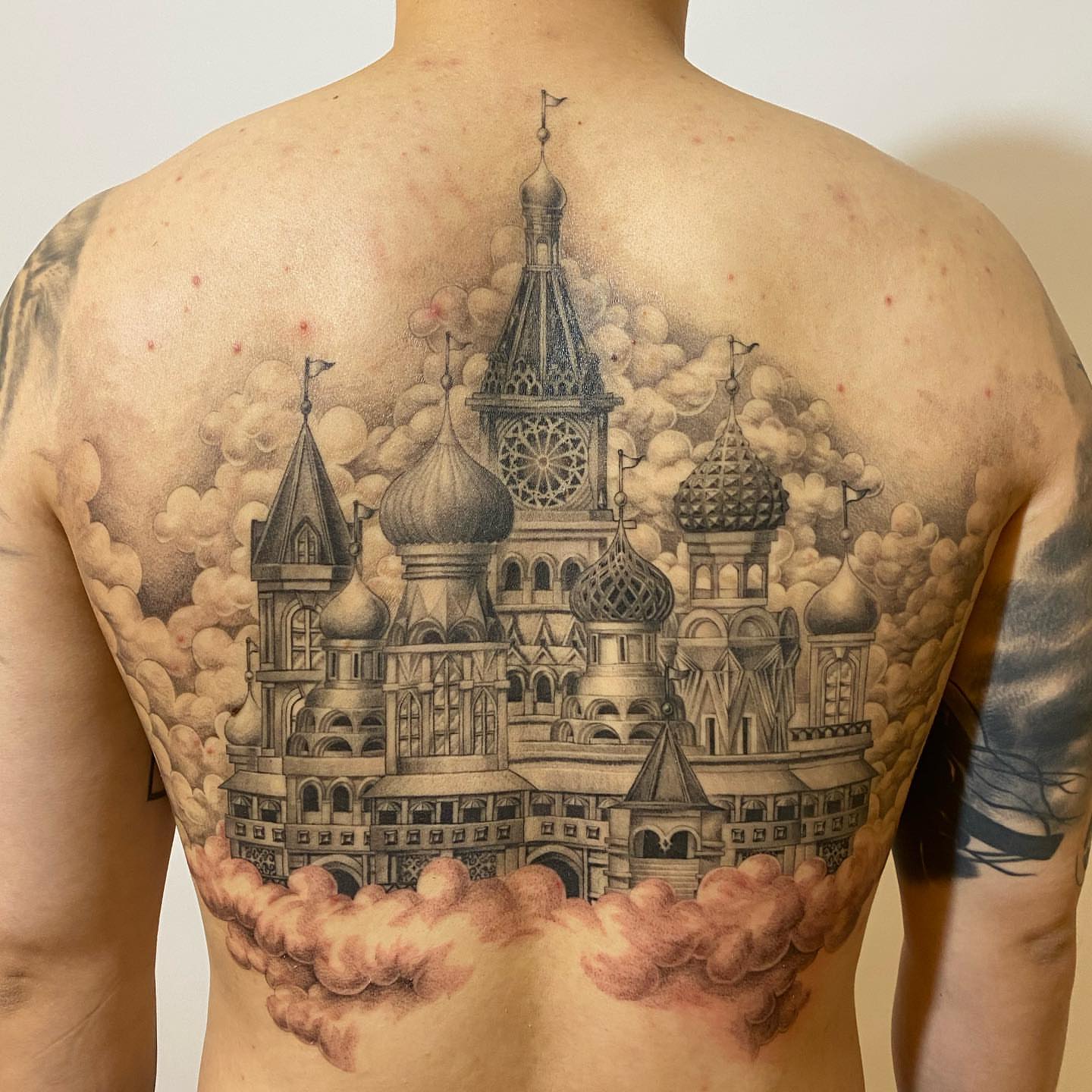 Tattoo by @hudiny_tattoo — black_and_grey