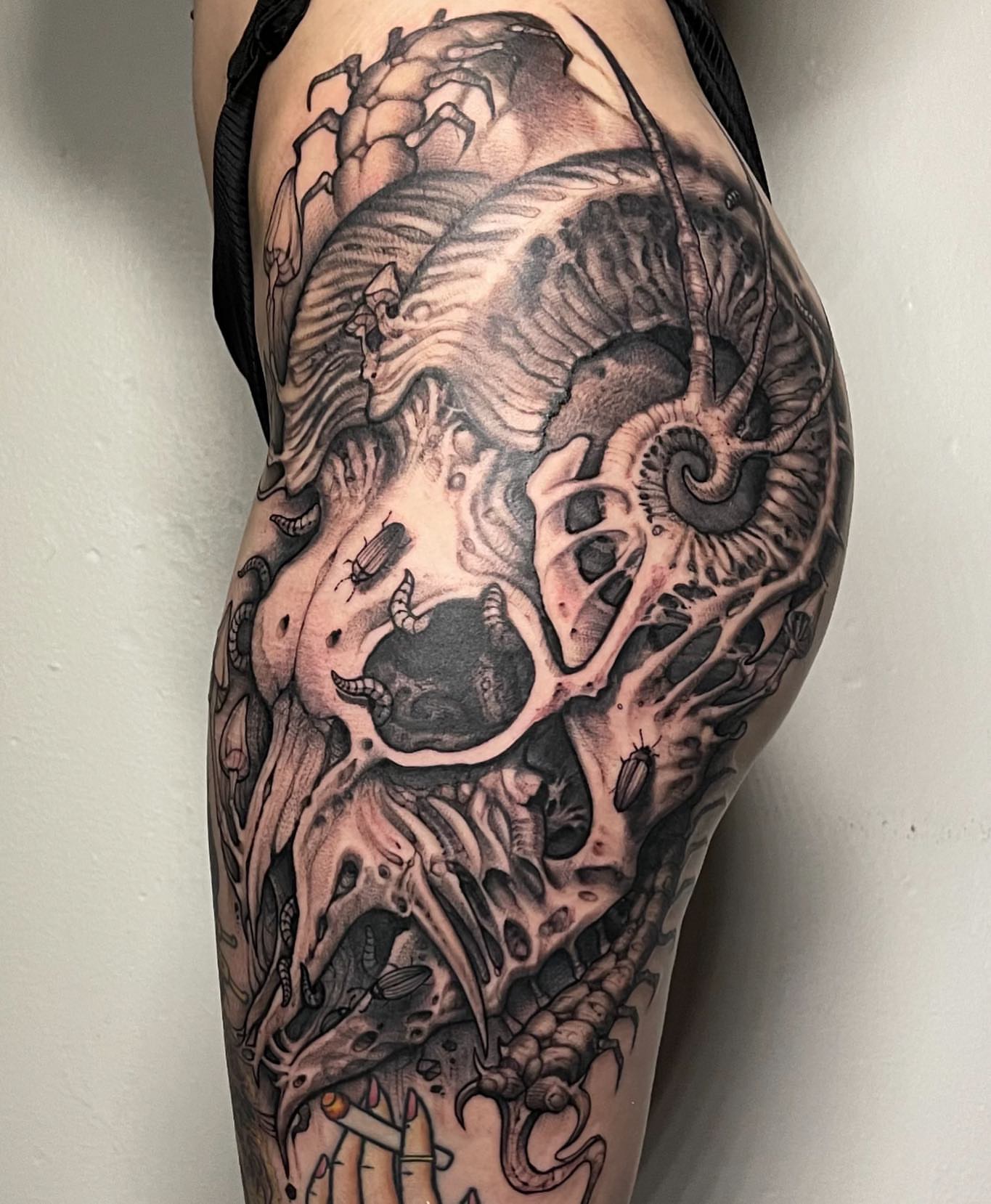 Abstract organic form realism tattoo on the thigh by Shaine Smith, Durham, North Carolina