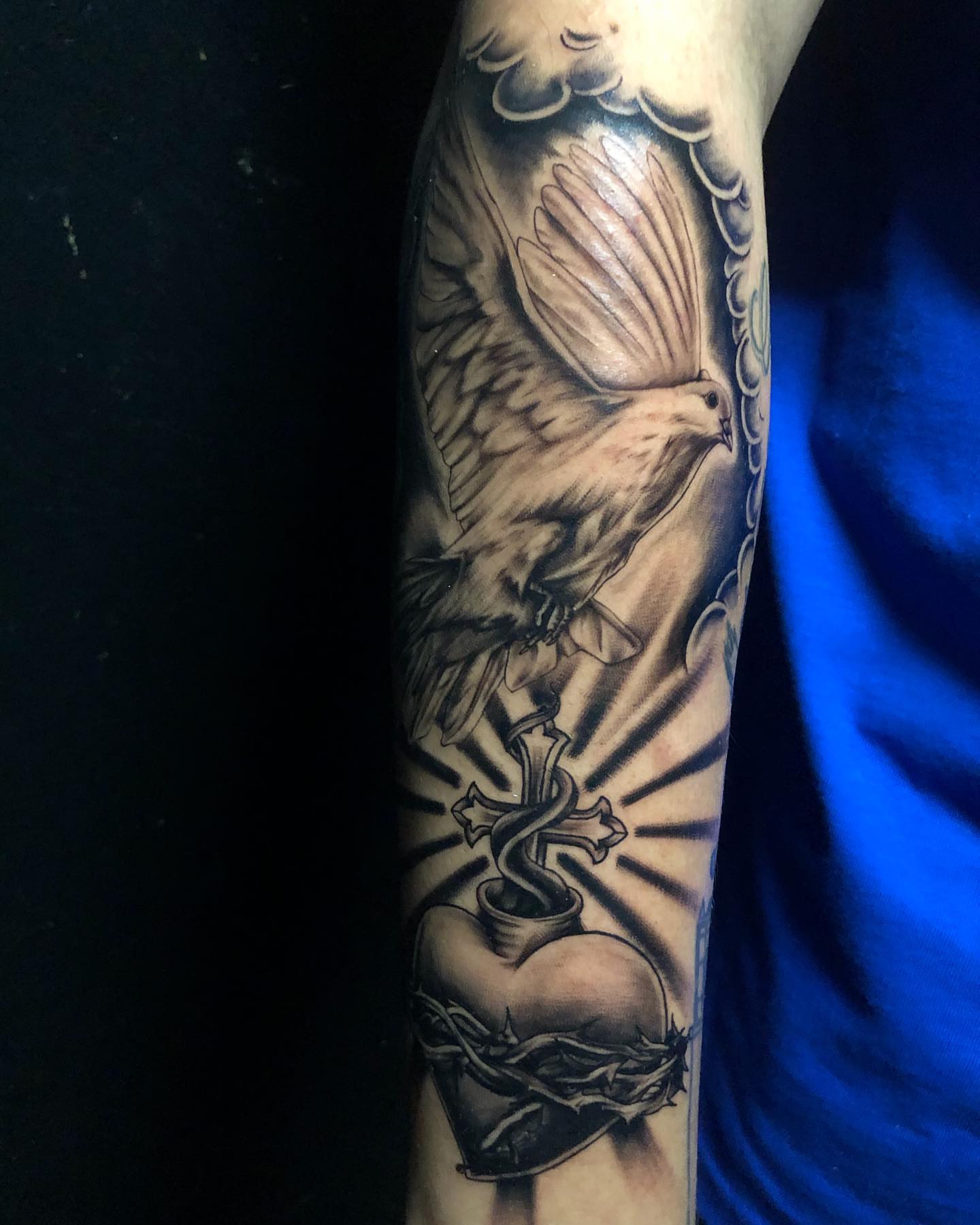 Tattoo by @artjimenez_tattoo — black_and_grey, realism