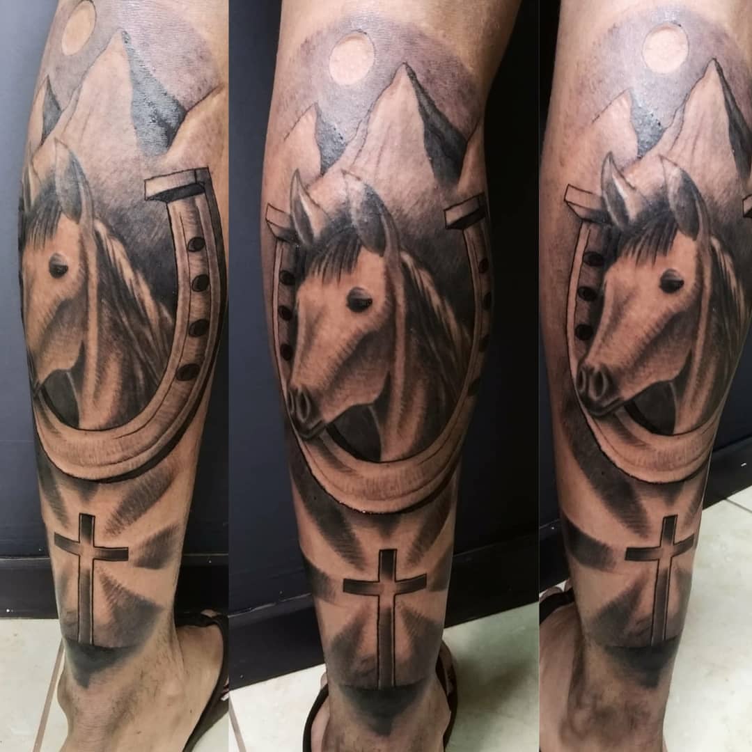Horse and horseshoe realism tattoo on the forearm by Marquin π§π·