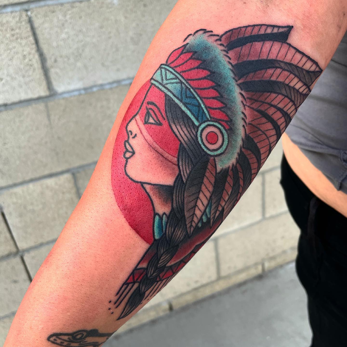Indian headdress American traditional tattoo on the forearm by ๐๐ฌ๐ฐ๐ฅ ๐๐ฌ๐ฌ๐ซ