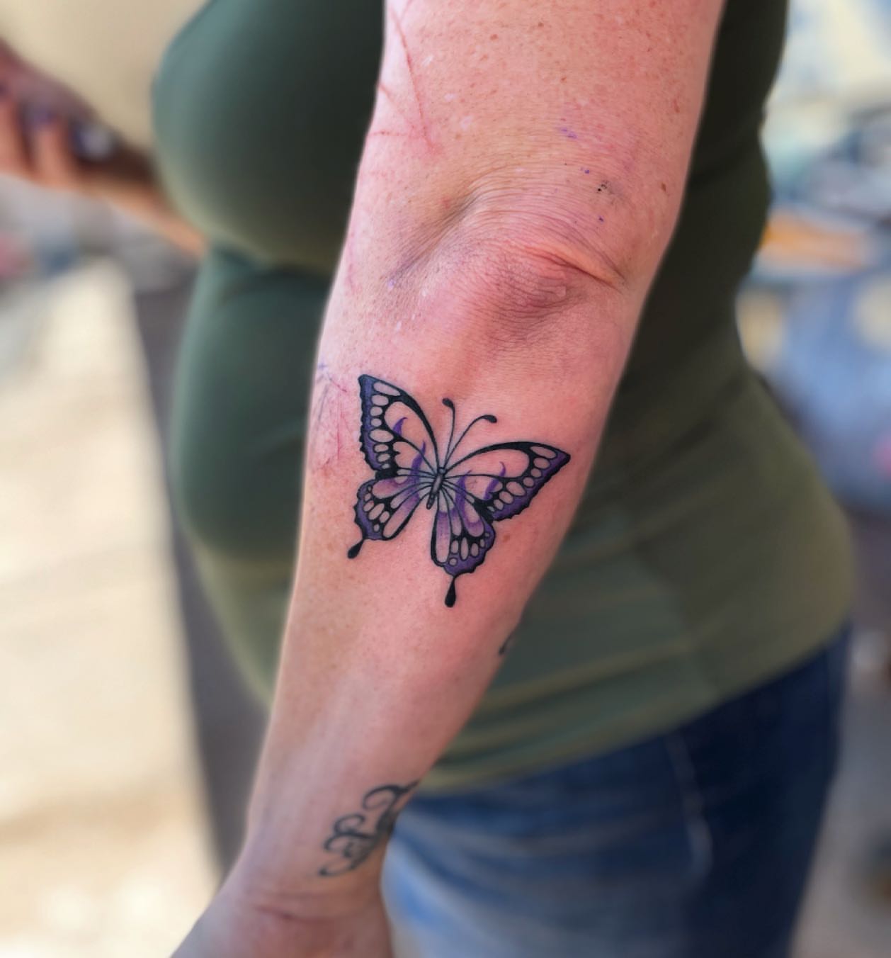 Tattoo by @donangeloxx โ dotwork