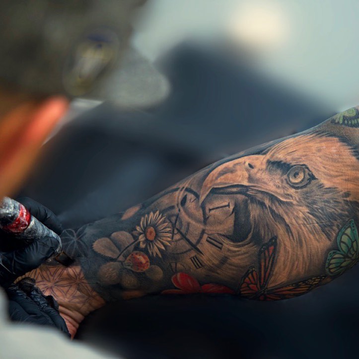 Tattoo by @lv1tattoos — realism, dotwork