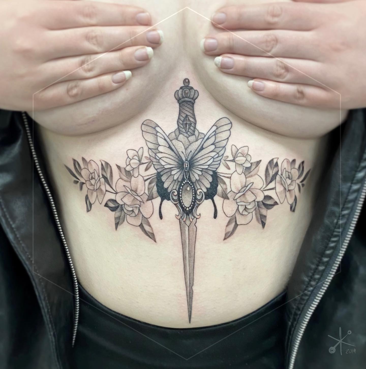 Tattoo by @jaxntheboxtattoos — black_and_grey, geometric