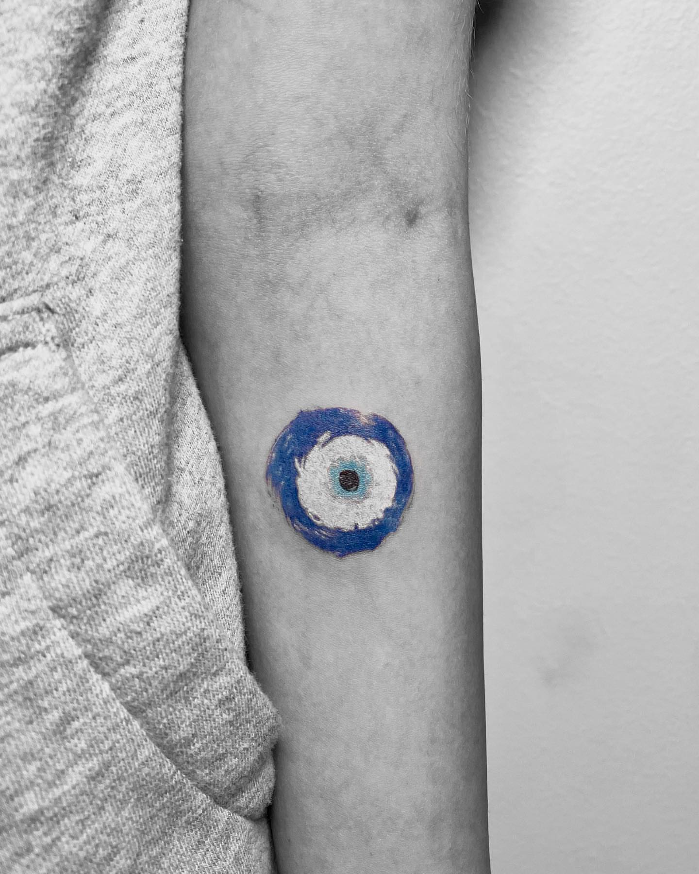 Tattoo by @sabrina_tattoos_ — dotwork