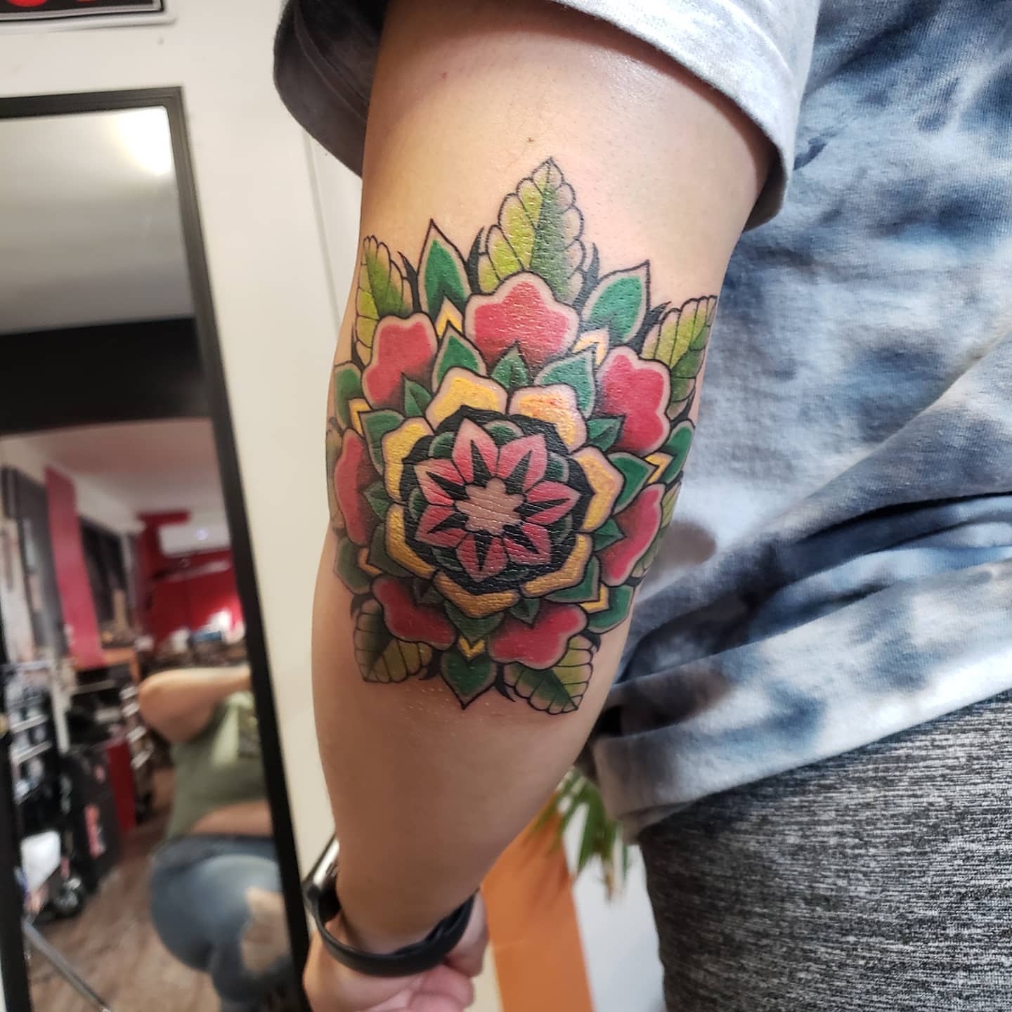 Tattoo by @inked_cupcake_tattooer — american_traditional