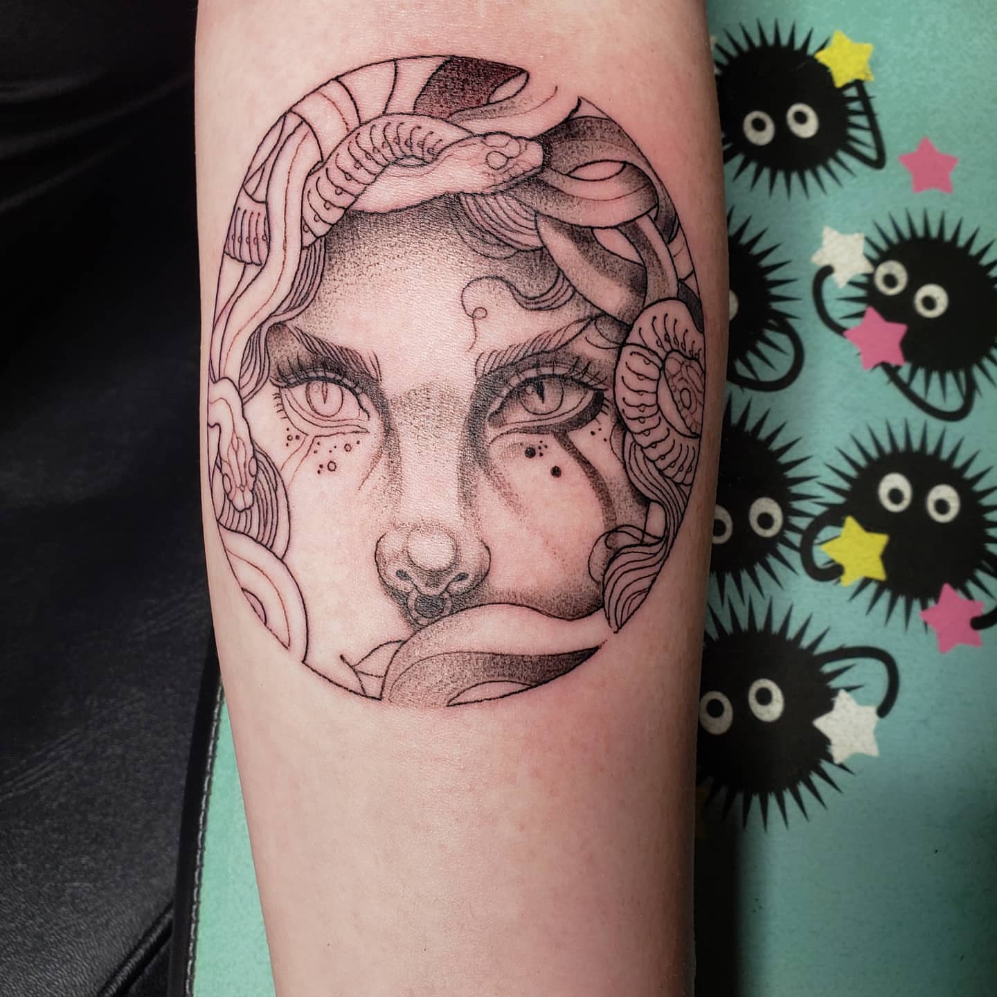 Tattoo by @inked_cupcake_tattooer — dotwork, realism