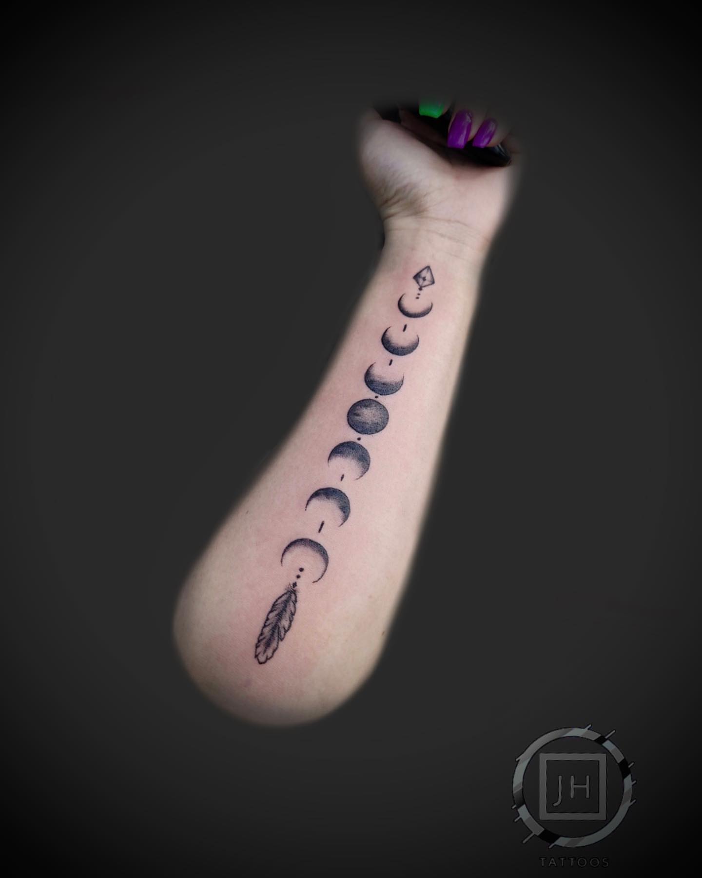 Tattoo by @jh_tattoos_ — dotwork
