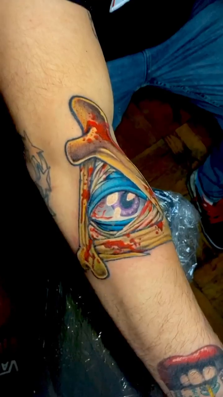 Tattoo by @theunquestionable — neo_traditional, dark_realism