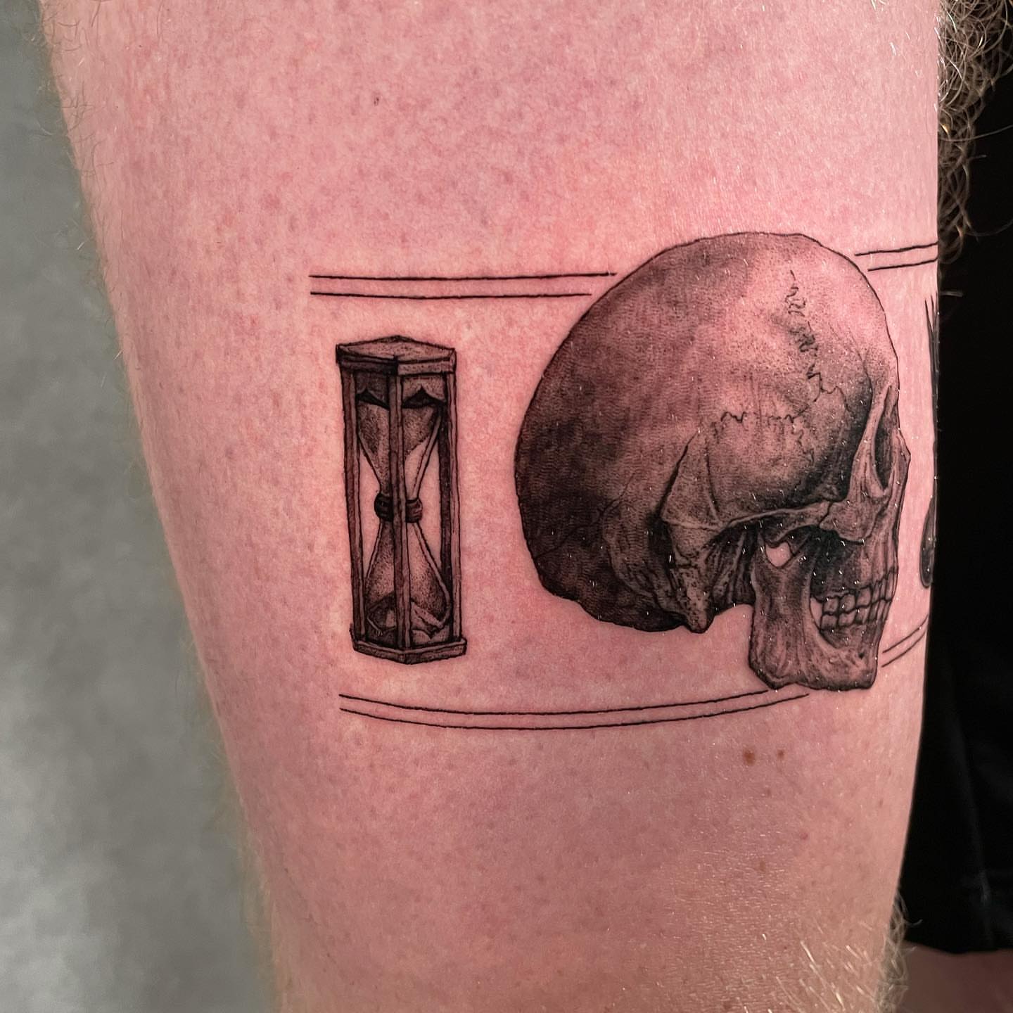 Hourglass and skull realism tattoo on the thigh by eugene k 🌈, San Francisco, California