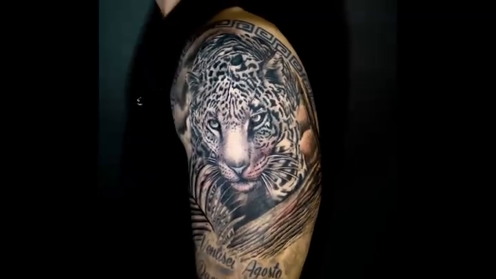 Tiger portrait realism tattoo by Remko