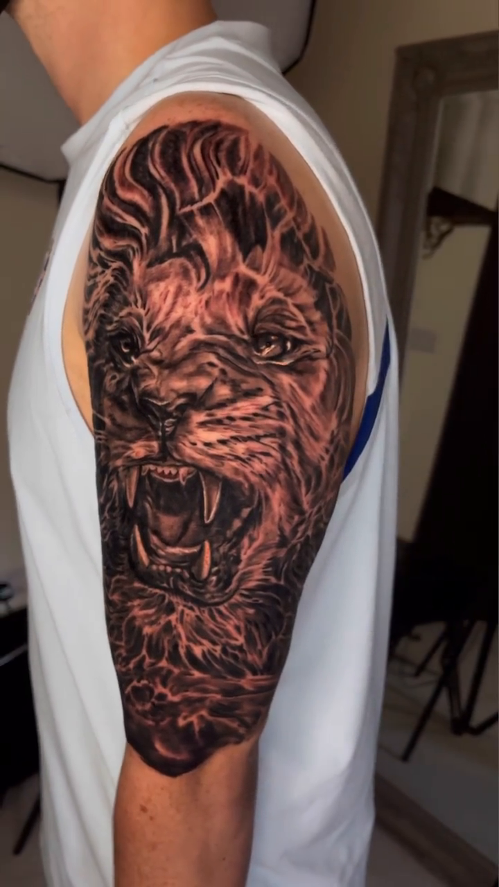 Tattoo by @sim_camillonitattoos — realism, black_and_grey