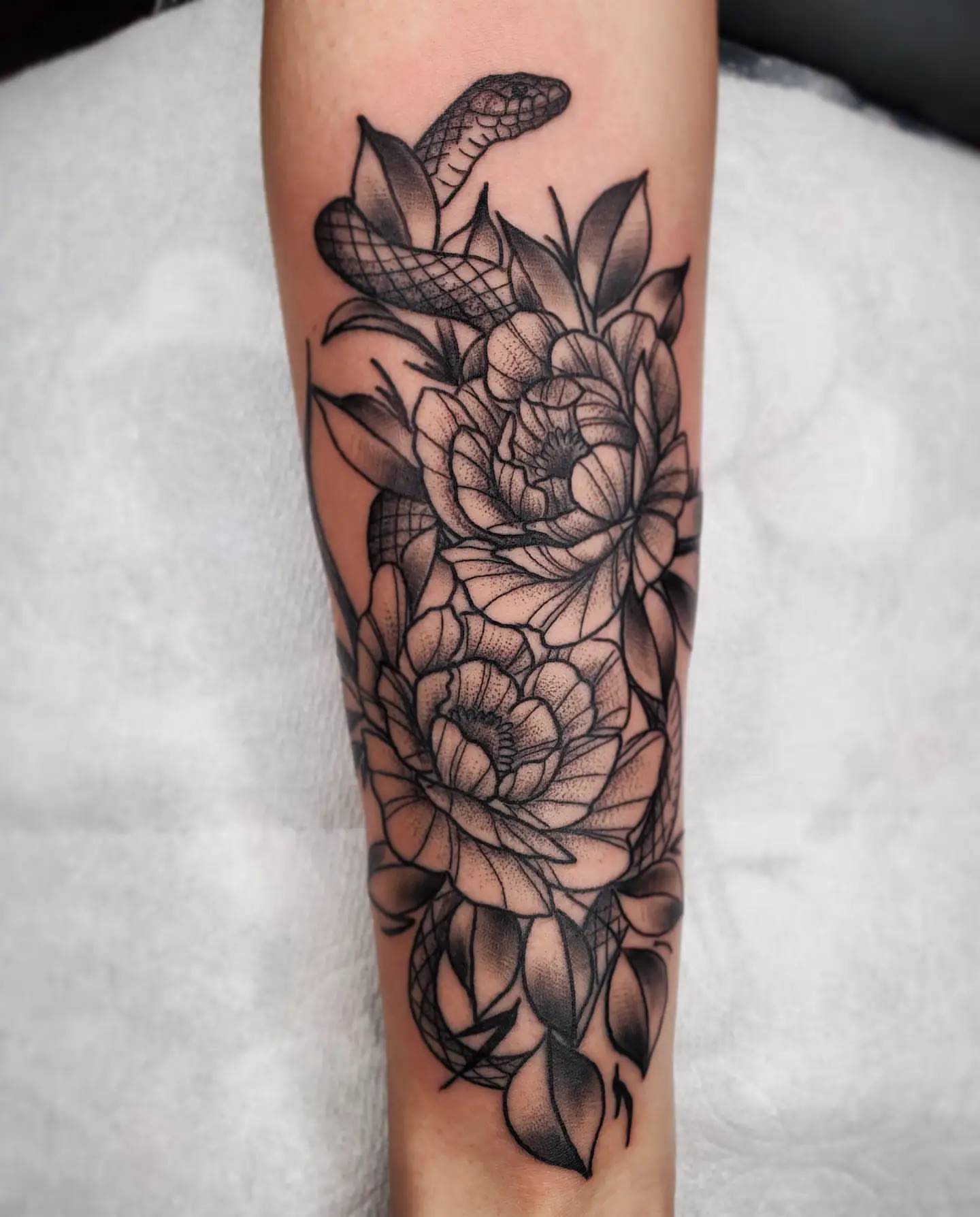 Tattoo by @phatboi915 โ dotwork, black_and_grey