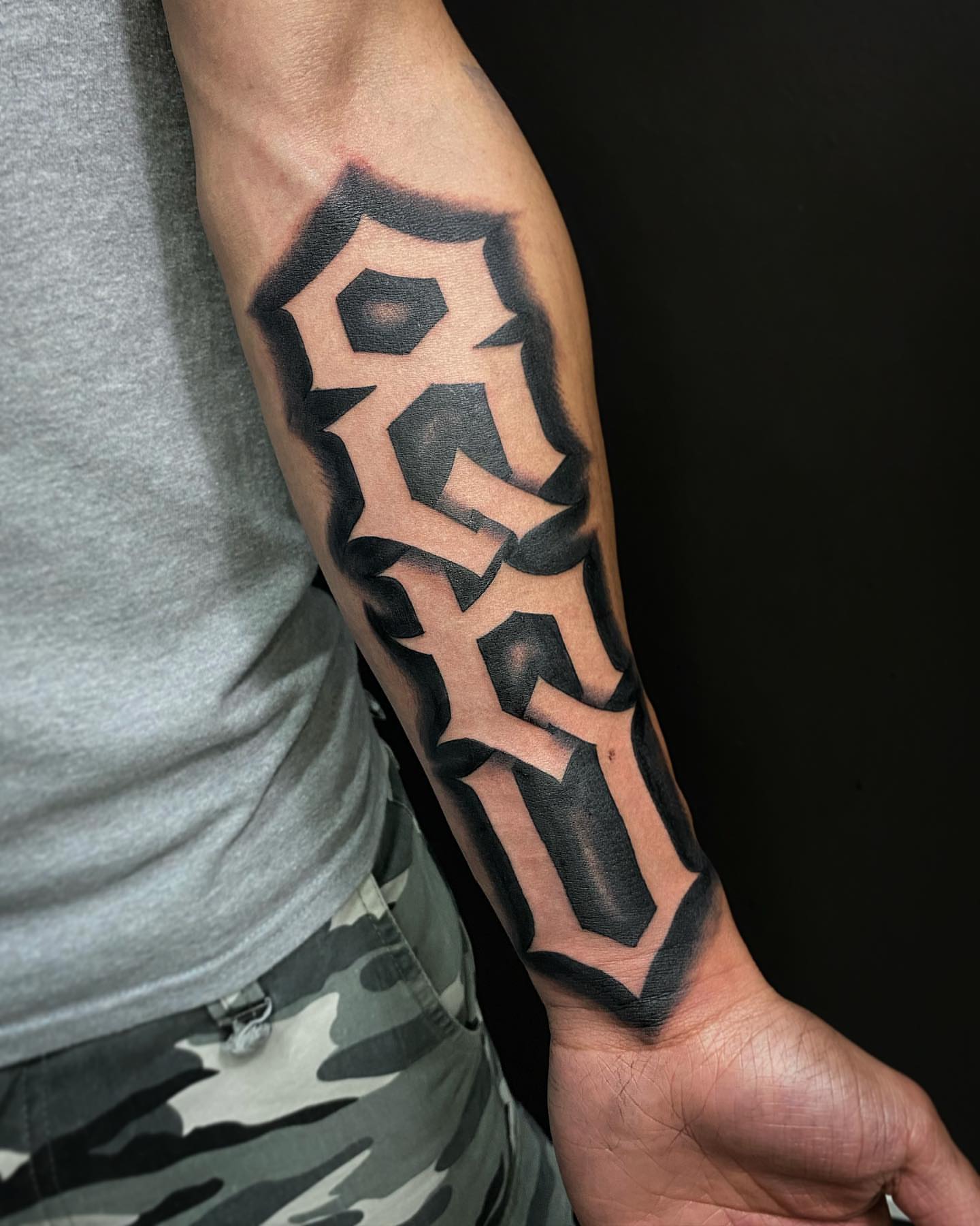 Tattoo by @sionerdcd β geometric